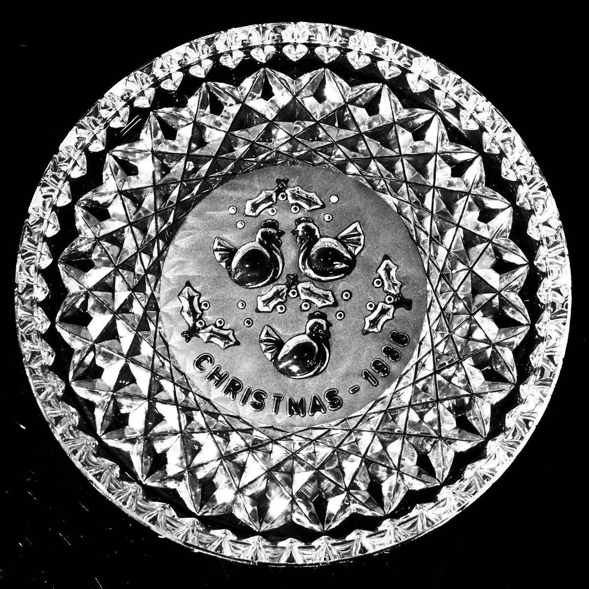 Waterford Crystal: Twelve Days of Christmas Three French Hens Plate | No Box, 8″ | 1986 – Like New