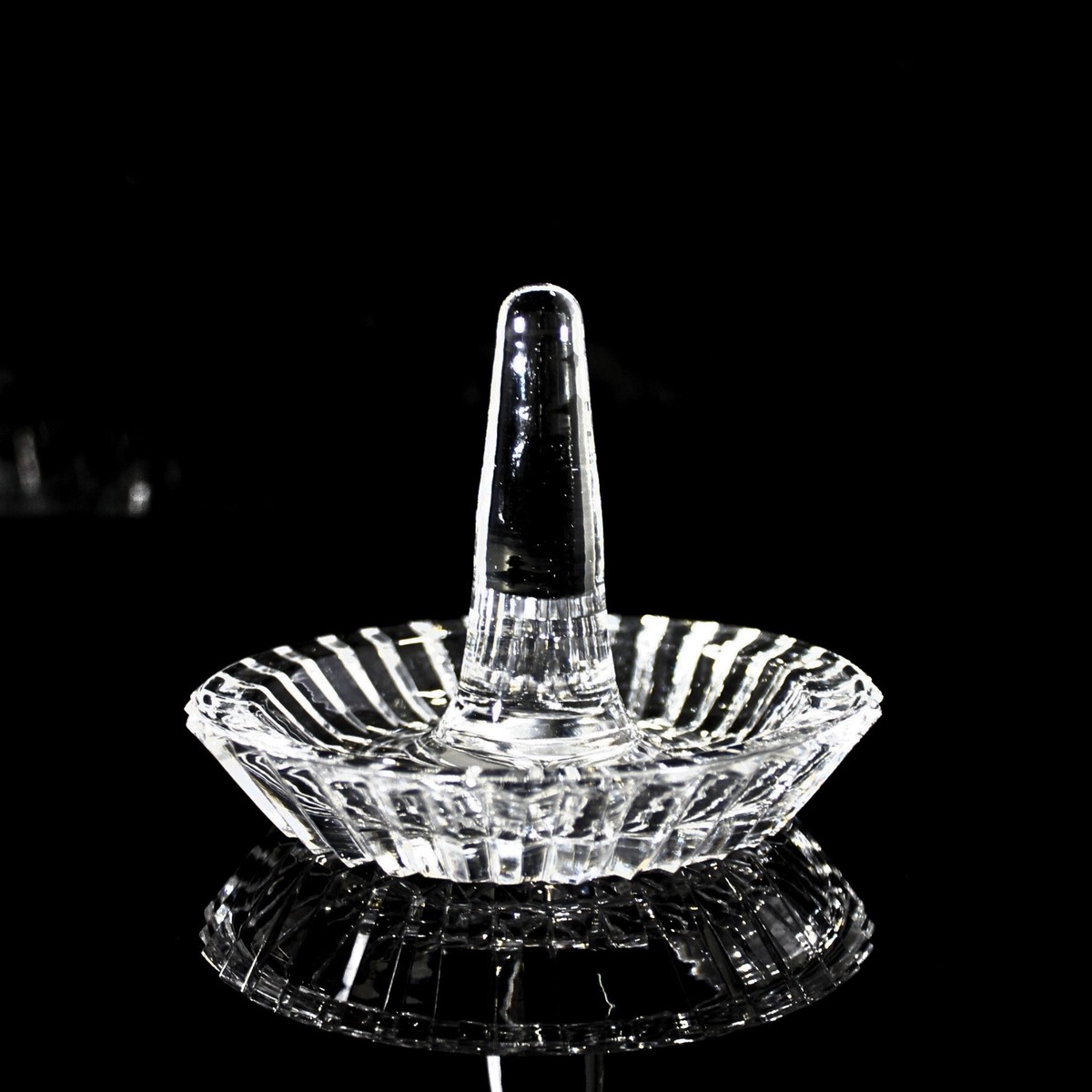 Waterford Crystal: Vanity Ring Holder, 3″ – Like New