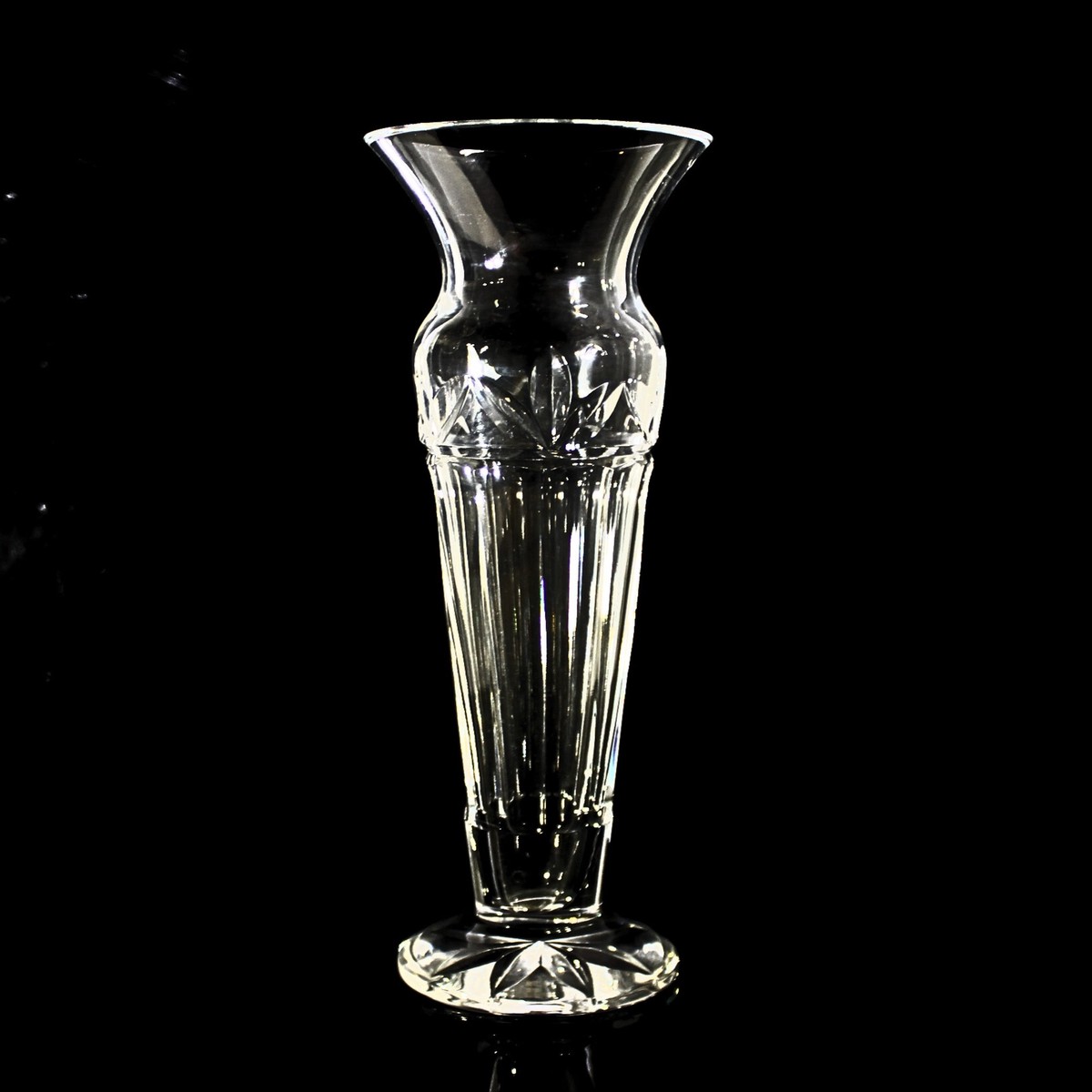 Waterford Crystal: Vases Coleraine Flower Vase, 8″ – Like New