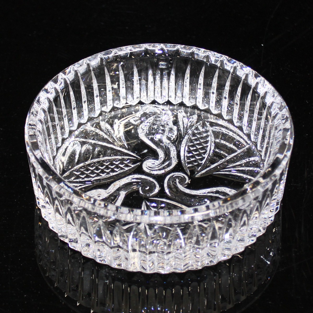 Waterford Crystal: Seahorse Wine Bottle Coaster, 4.8″ – Like New