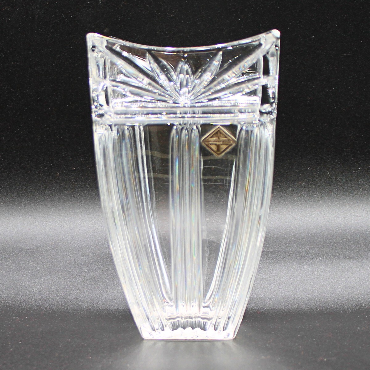 Waterford Crystal: Vases Flower Vase, 8″ – Like New